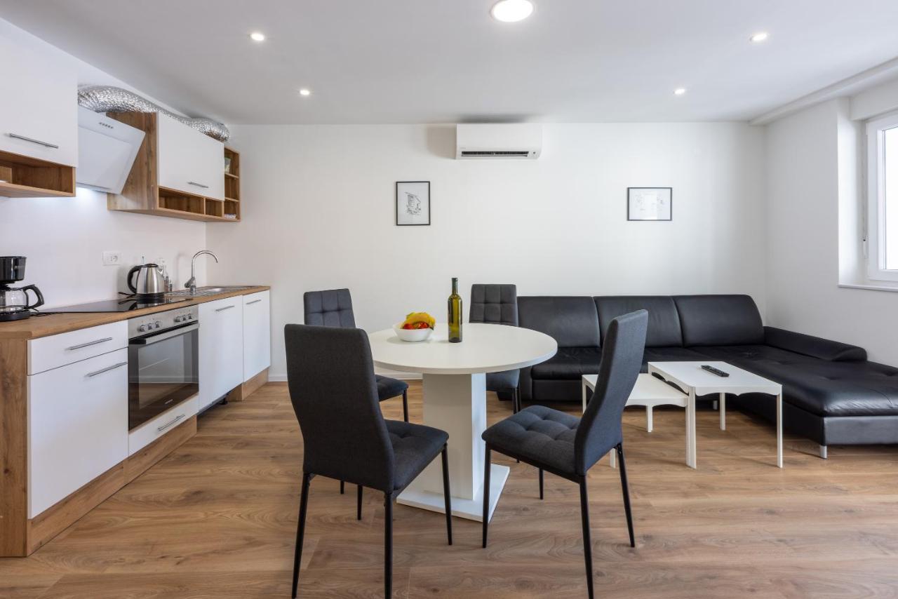 Luxury Apartments Lovorka 1 & 2**** Selce Ngoại thất bức ảnh